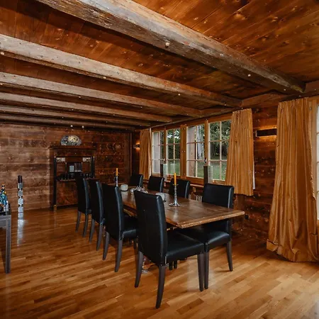 Ski In Ski Out Authentic Lux Chalet On The Wispile Дом отдыха Гштад