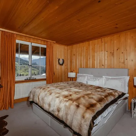 Дом отдыха Ski In Ski Out Authentic Lux Chalet On The Wispile Гштад