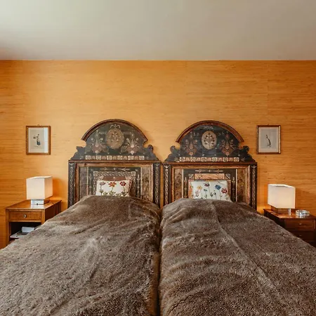 Ski In Ski Out Authentic Lux Chalet On The Wispile Гштад