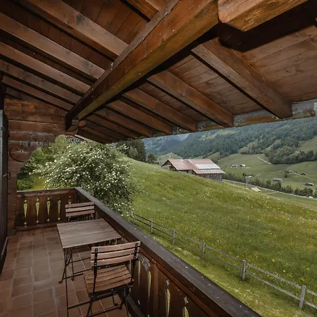 Ski In Ski Out Authentic Lux Chalet On The Wispile * Гштад