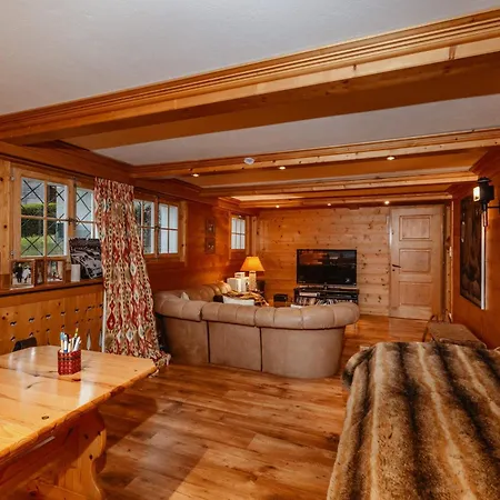 別荘 Ski In Ski Out Authentic Lux Chalet On The Wispile