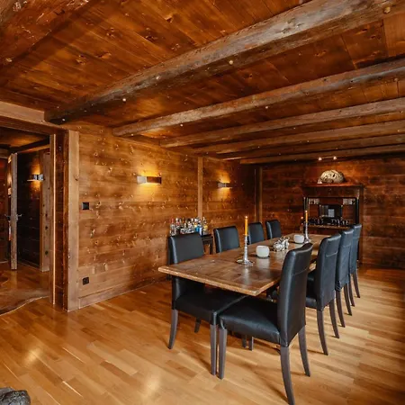 別荘 Ski In Ski Out Authentic Lux Chalet On The Wispile グスタード